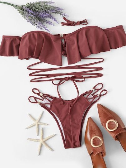 Flor - Cut-Out Bikini with Bold Floral Patterns